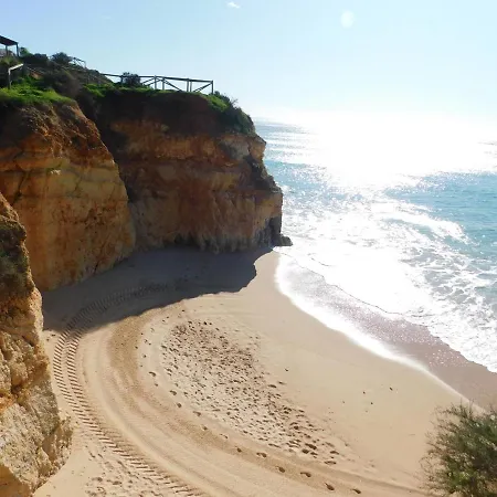 Encosta Do Vau Портиман